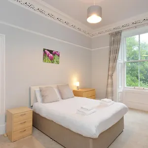 executive-3-bed-in-the-meadows.edinburghhotelsuk.org/